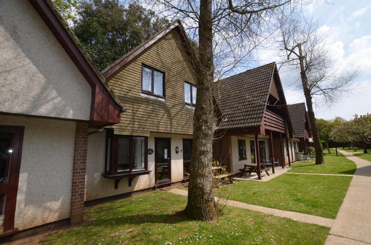 Holiday home 37 Trevithick Court, Tolroy Manor *